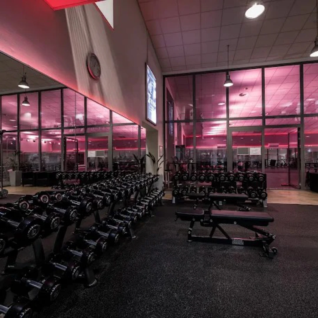 de_Gyms_FitnessFirstKölnSülz_0