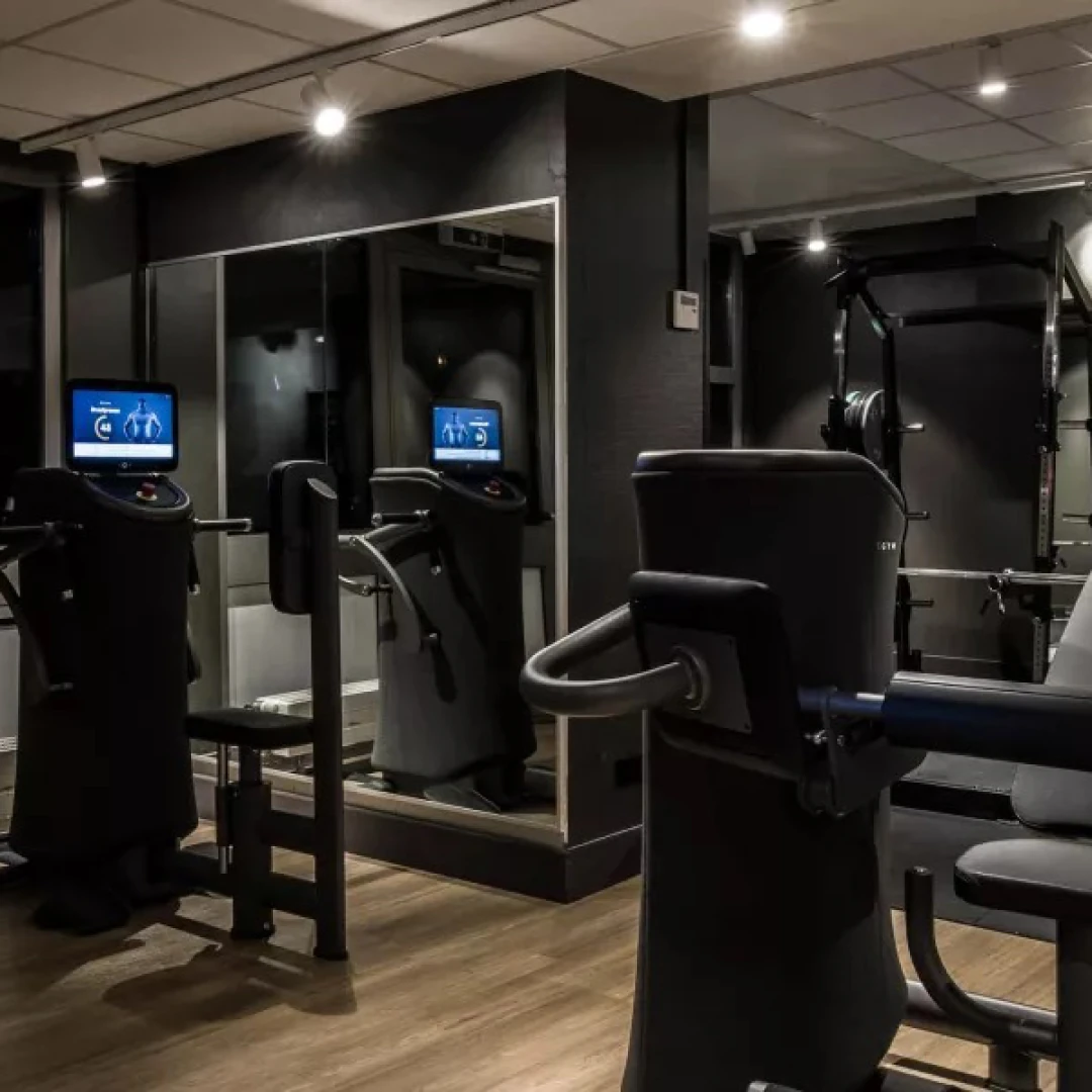 de_Gyms_FitnessFirstKölnSülz_4