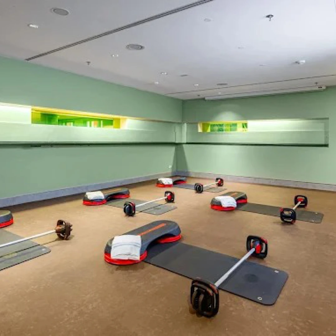 de_Gyms_HolmesPlaceKölnAmGürzenich_1