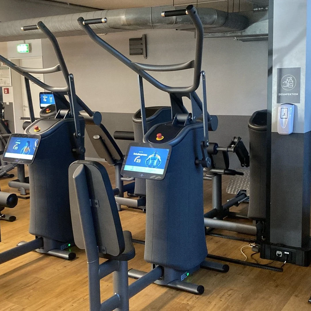 de_Gyms_HolmesPlaceKölnAmGürzenich_3
