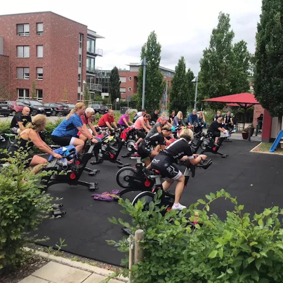 de_Gyms_InjoyKölnWahn_2