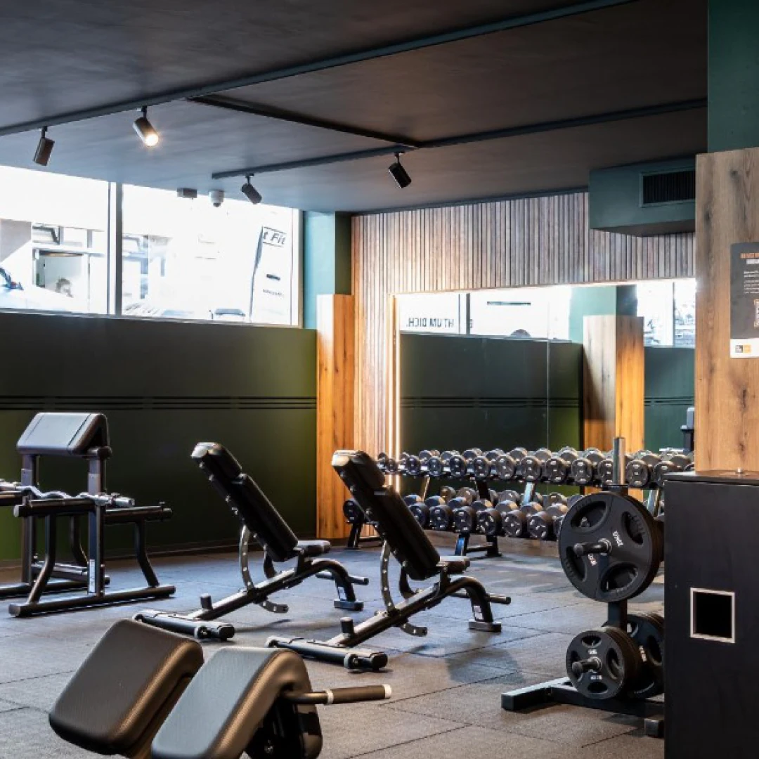 de_Gyms_NextDoorKölnFriesenplatz_0