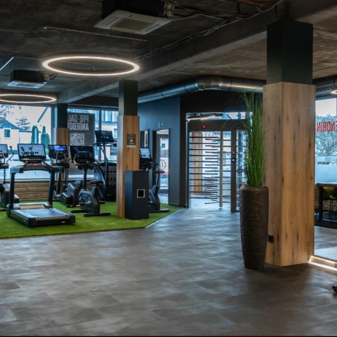DE_Gyms_NextDoorKölnPorz_1
