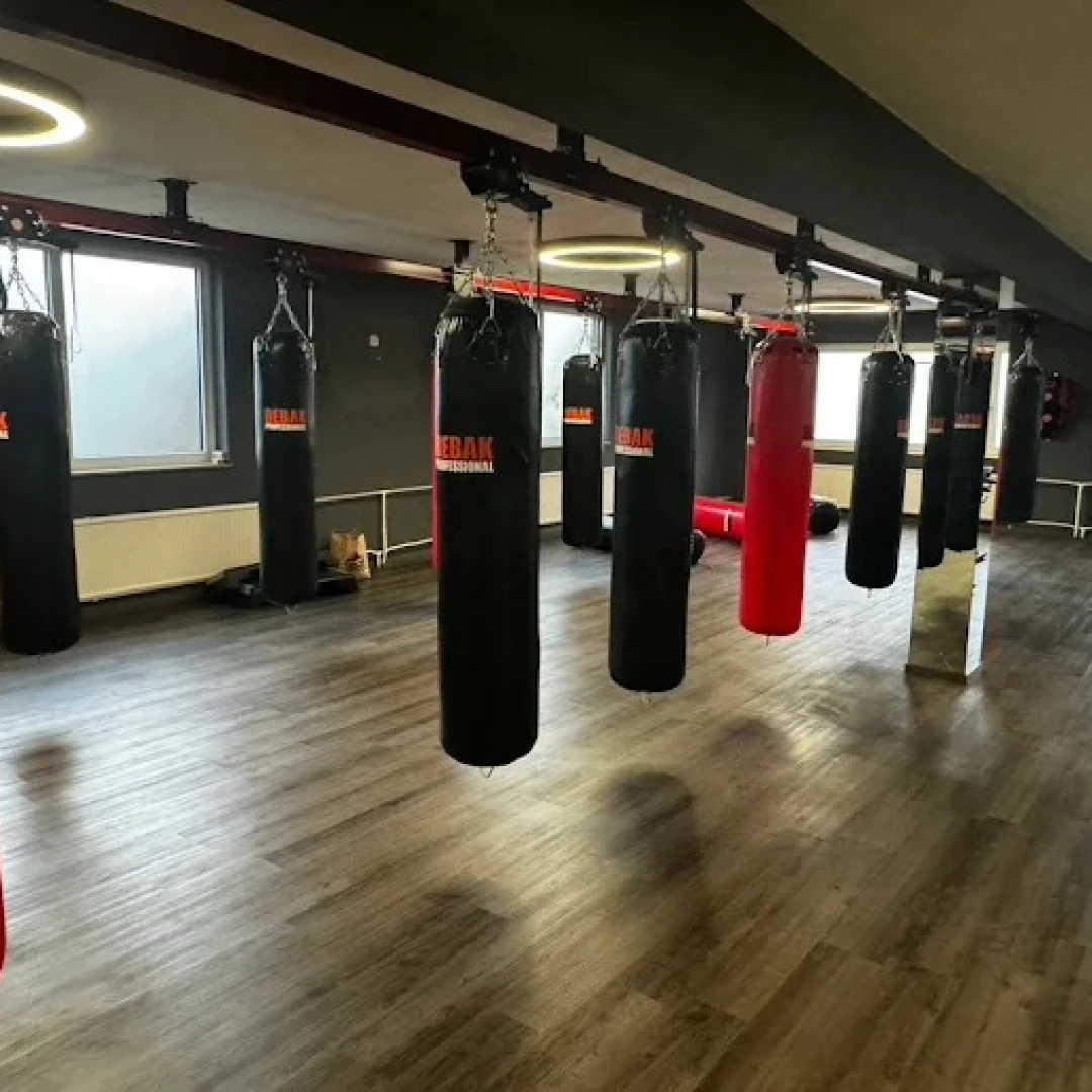 de_Gyms_WorldGymCologne_2