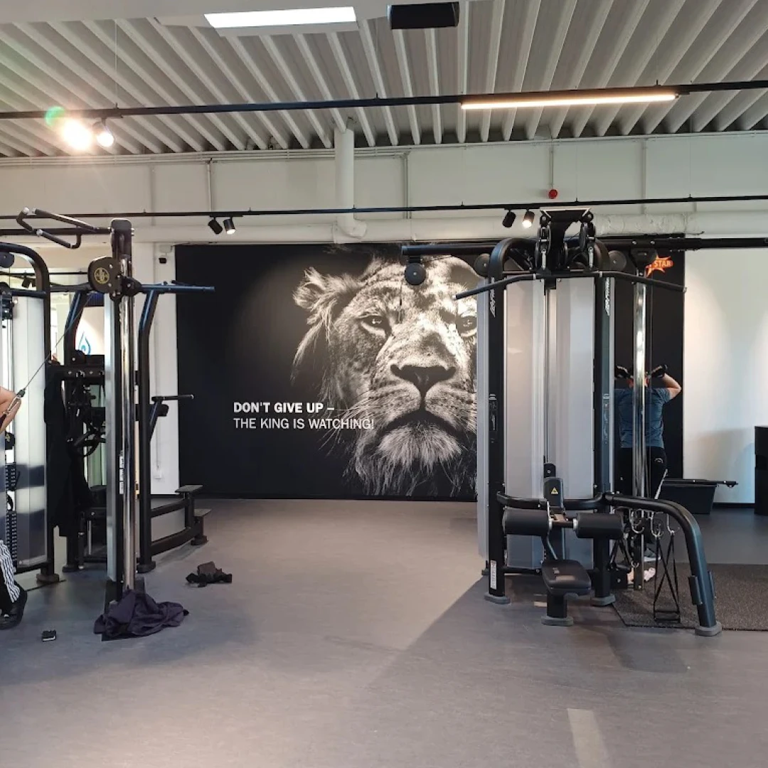 de_Gyms_AllInclusiveFitnessMünchenGroßhadern_1