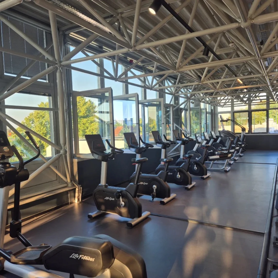 de_Gyms_AllInclusiveFitnessMünchenGroßhadern_3