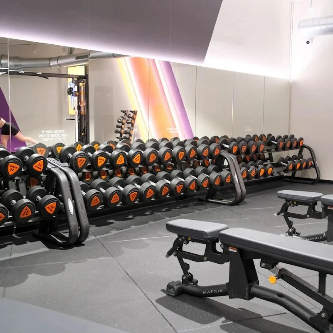 DE_Gyms_BasicFitMünchenMarsstraße_1