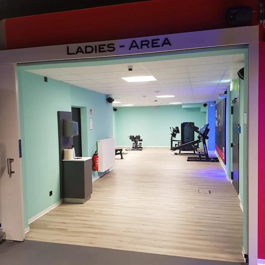 de_Gyms_CleverFitMünchenBergAmLaim_3
