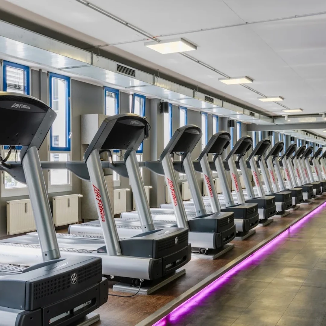 de_Gyms_FitStarFitnessstudioMünchenGiesing_4
