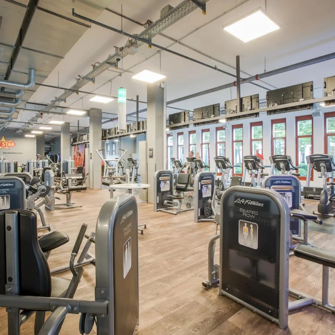 de_Gyms_FitStarFitnessstudioMünchenLaim_0