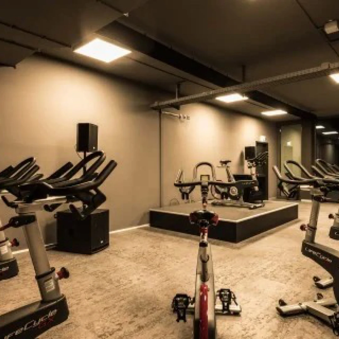 de_Gyms_FitnessFirstMünchenMoosach_3