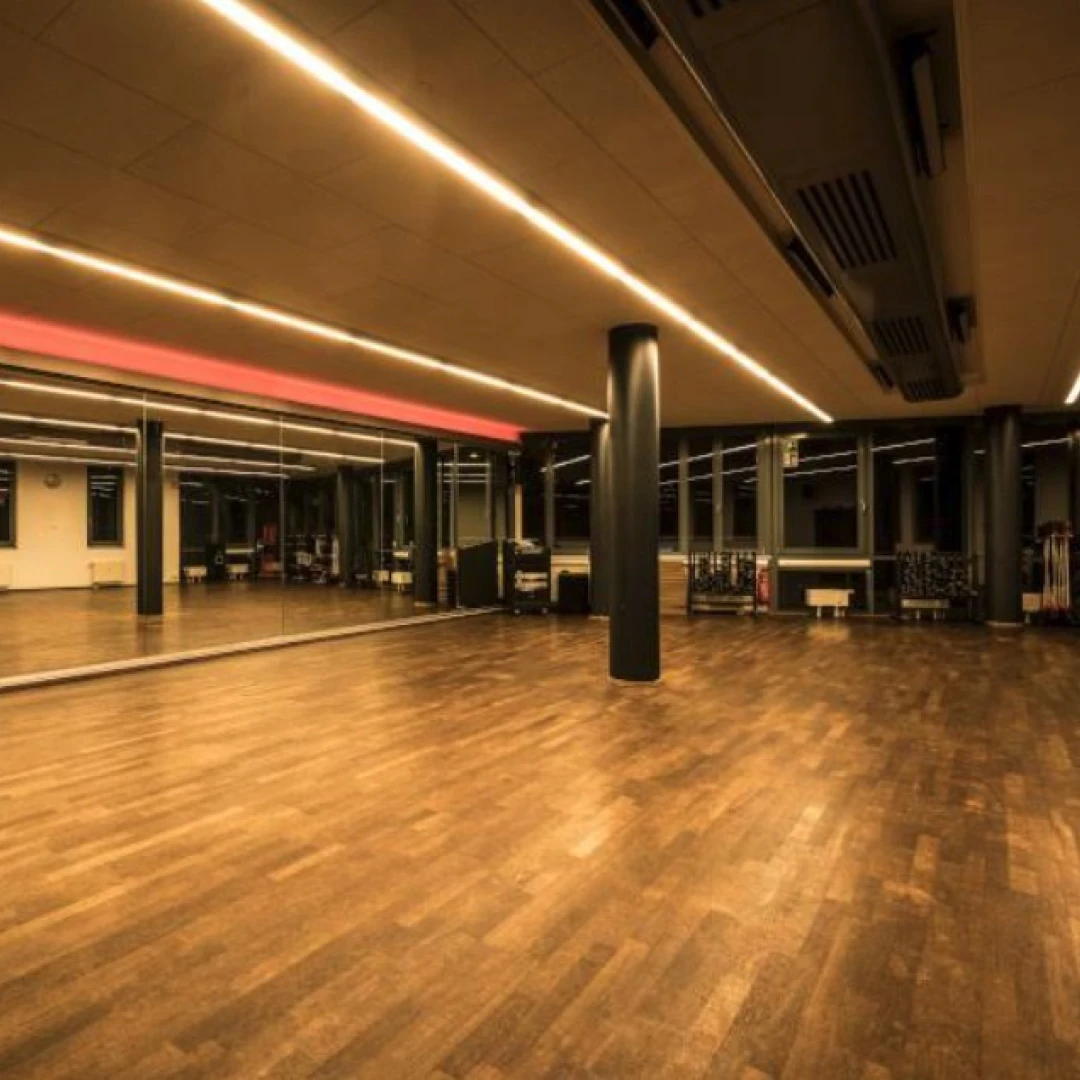 de_Gyms_FitnessFirstMünchenSendling_0