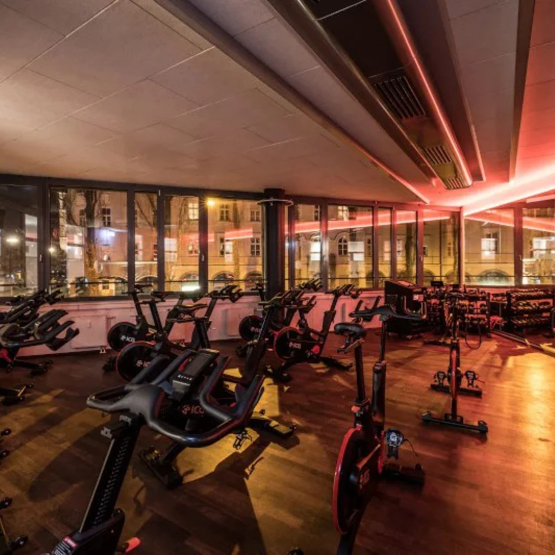 de_Gyms_FitnessFirstMünchenSendling_2