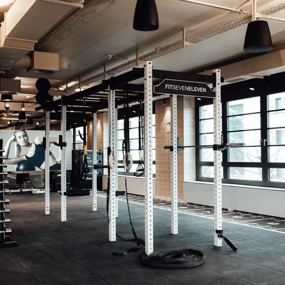 de_Gyms_FitsevenelevenClubMünchenSoho_1