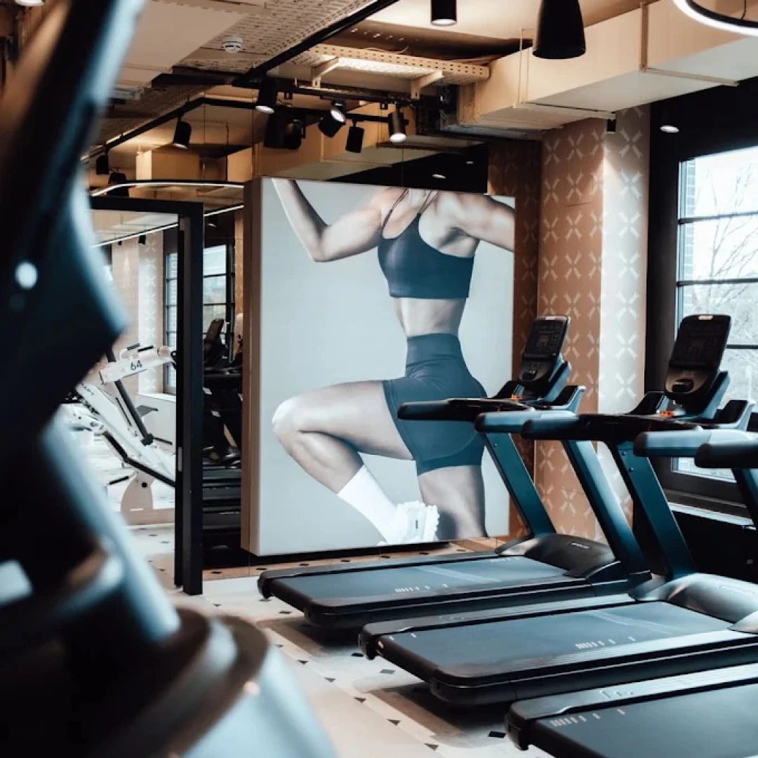 de_Gyms_FitsevenelevenClubMünchenSoho_3