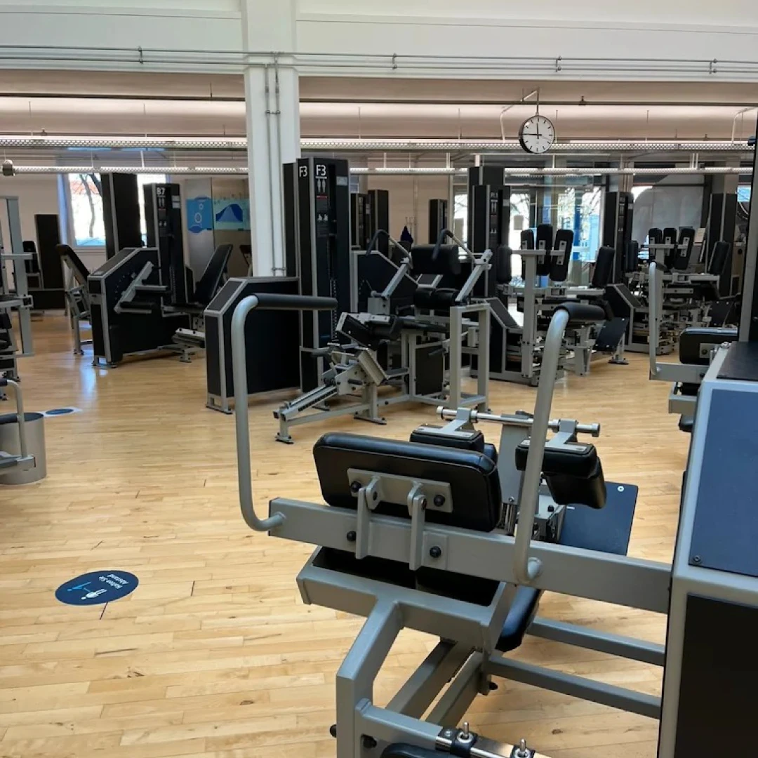 de_Gyms_KieserMünchenNeuhausen_1