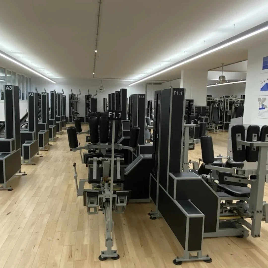 de_Gyms_KieserMünchenSchwabing_0