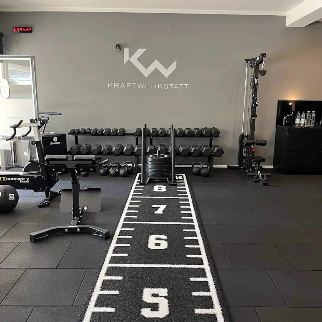 de_Gyms_KraftwerkstattMünchenSolln_0