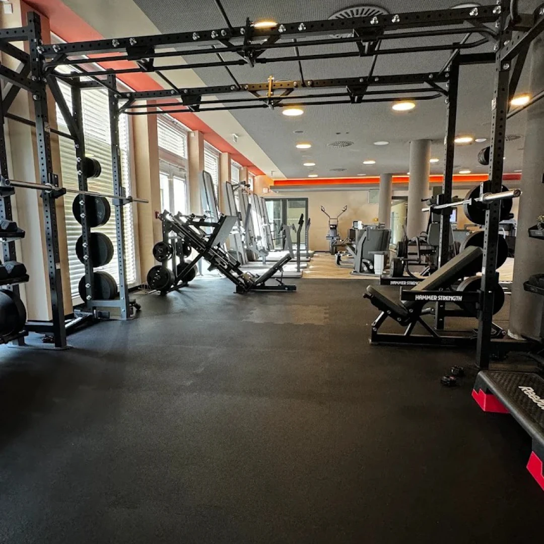 DE_Gyms_Maisha‘sMedicalGym_1