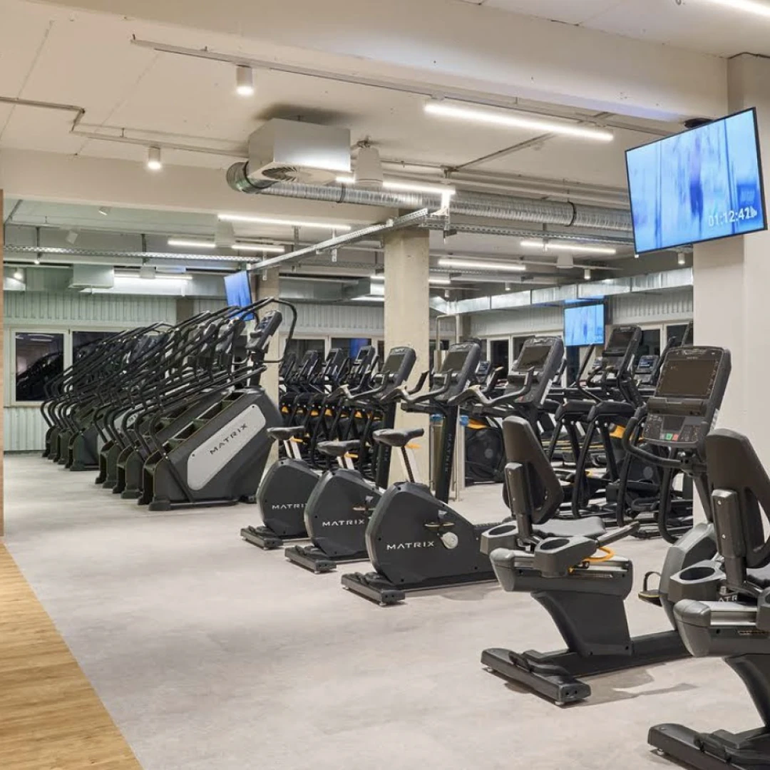 de_Gyms_McFitMünchenSchwabing_2