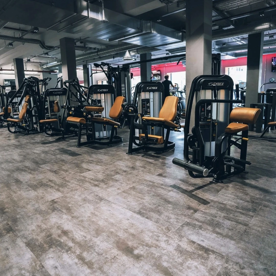 de_Gyms_PrimeTimeFitnessLeopoldstraße_2