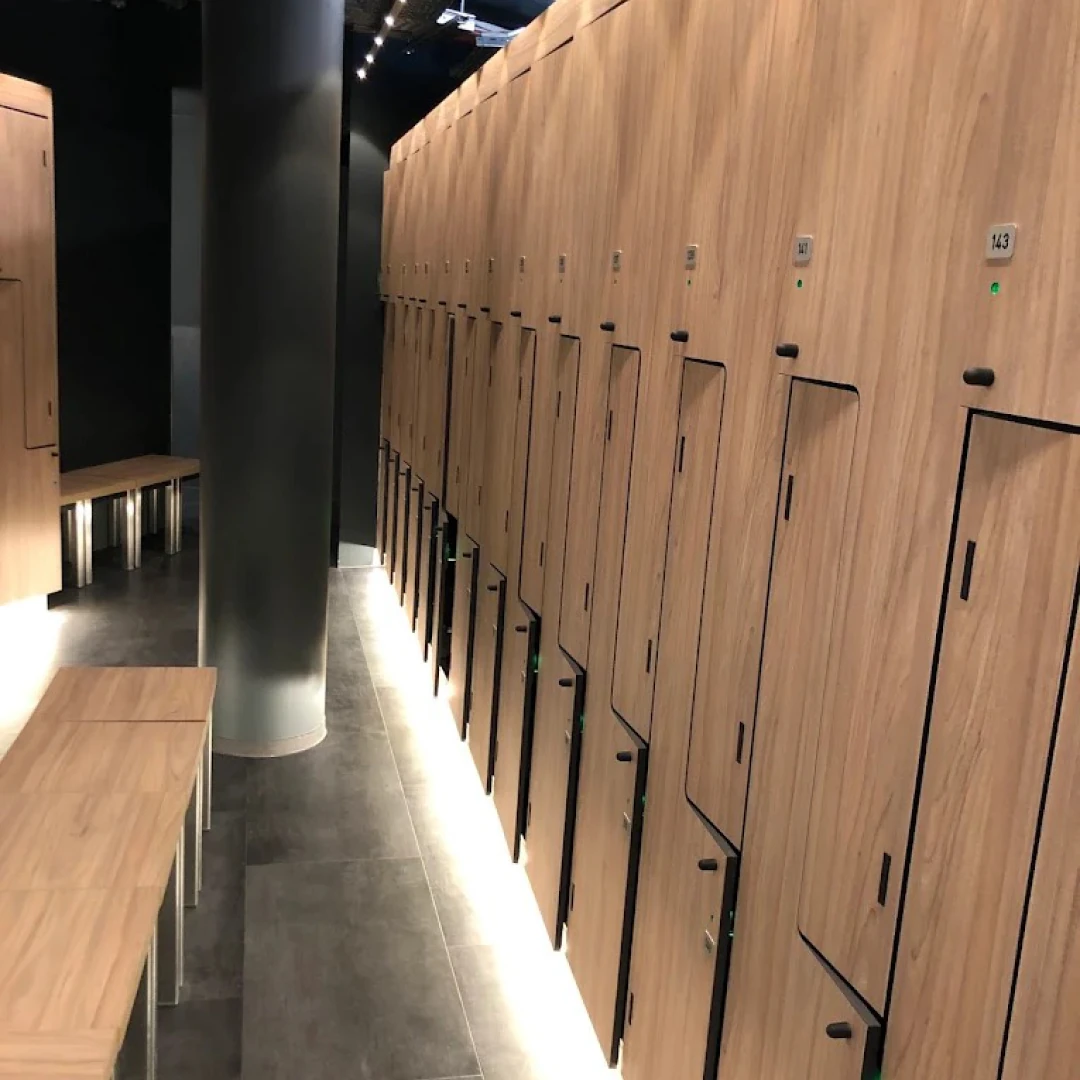 de_Gyms_PrimeTimeFitnessMaximilianstraße_4