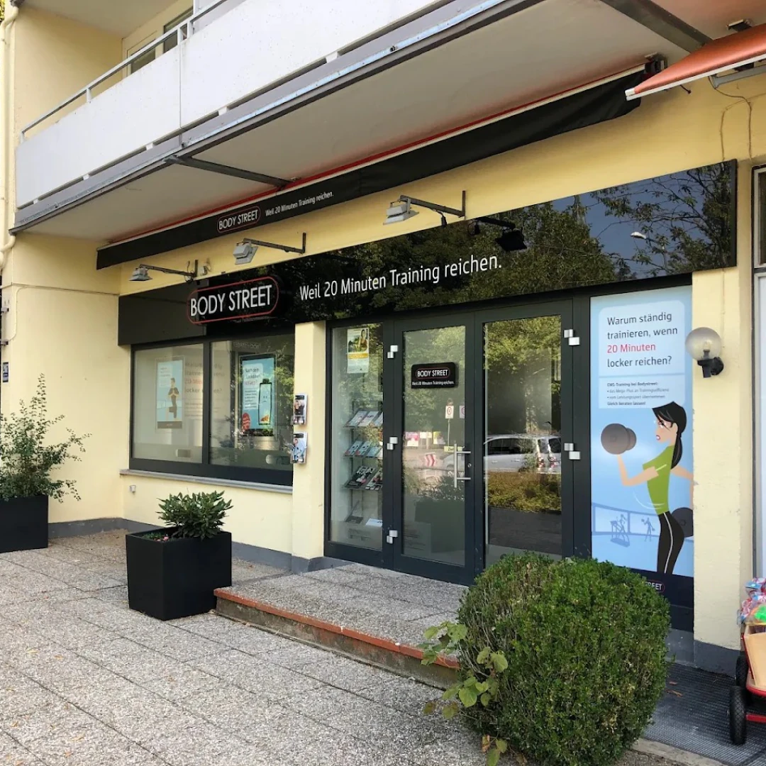de_Gyms_TenlessEmsTrainingMünchenSolln_2