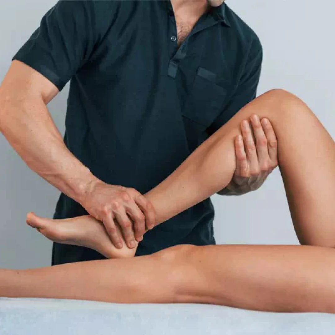 de_Therapists_PhysioPlus_0