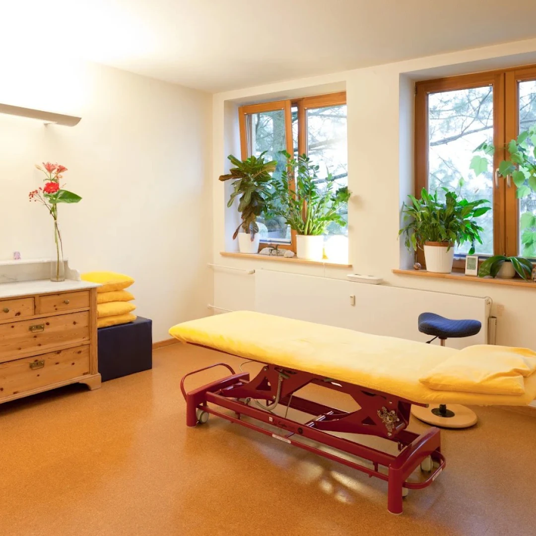 de_Therapists_OsteopathiePraxisHamburg–RainerHoch&Team_4