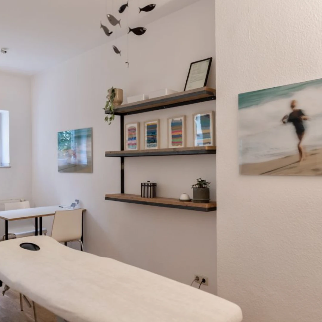 de_Therapists_DieOsteopathen–Blut,Wenkel_5