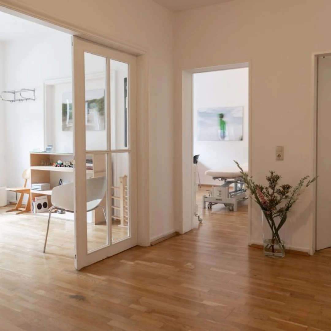 de_Therapists_DieOsteopathen–Blut,Wenkel_6