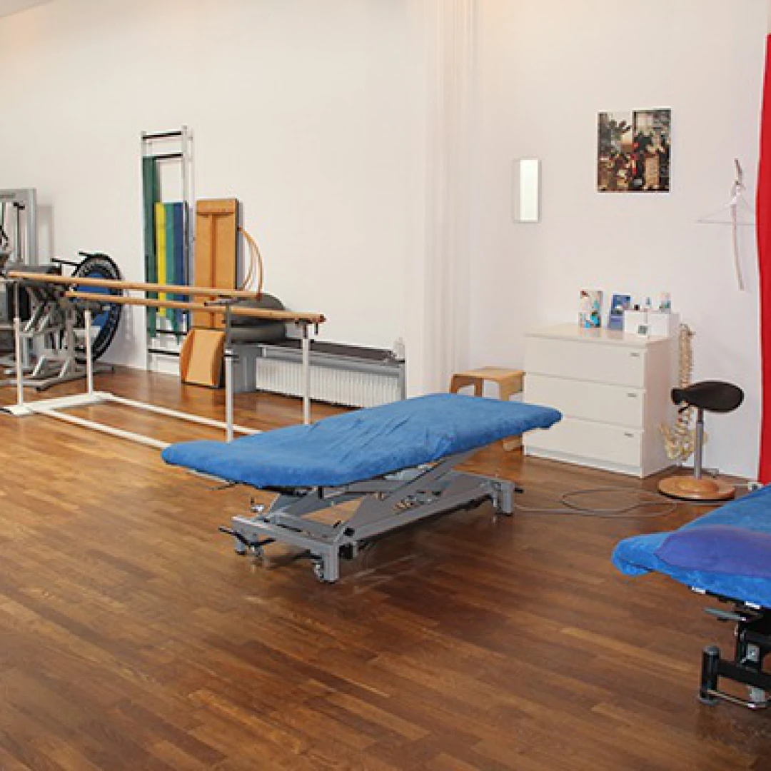 de_Therapists_PhysiotherapieZentrumHennecke&Kawaters_2