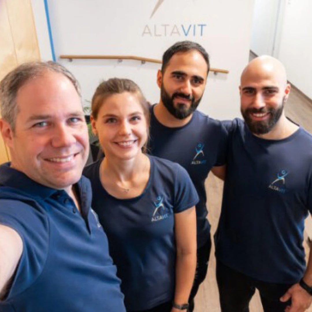 de_Therapists_AltavitPhysiotherapie_0