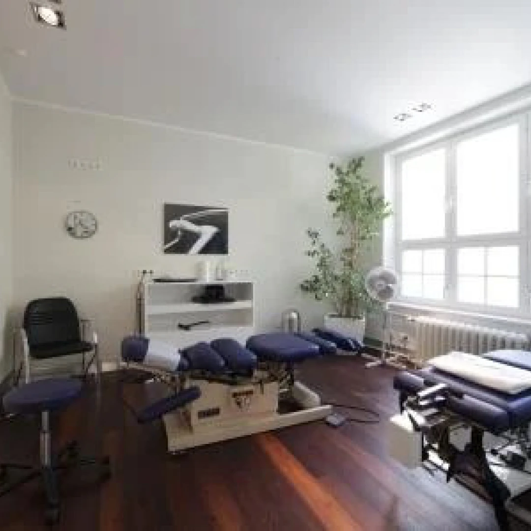de_Therapists_Chiropraktik&Osteopathie_3