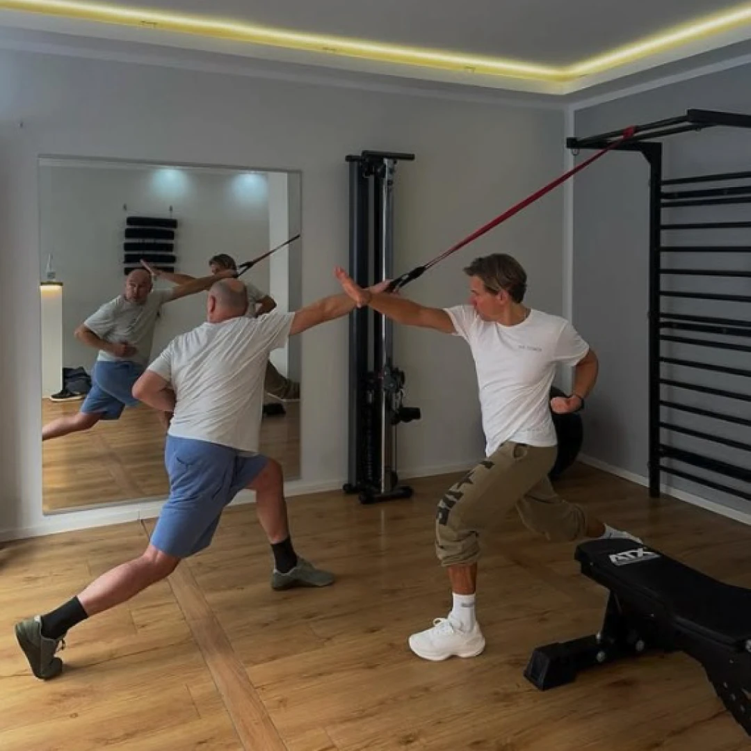 de_Trainers_FilipBlank_2