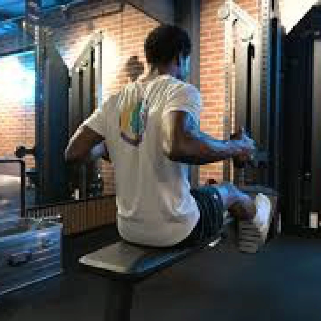 de_Trainers_JuniorNkembiAsel_2