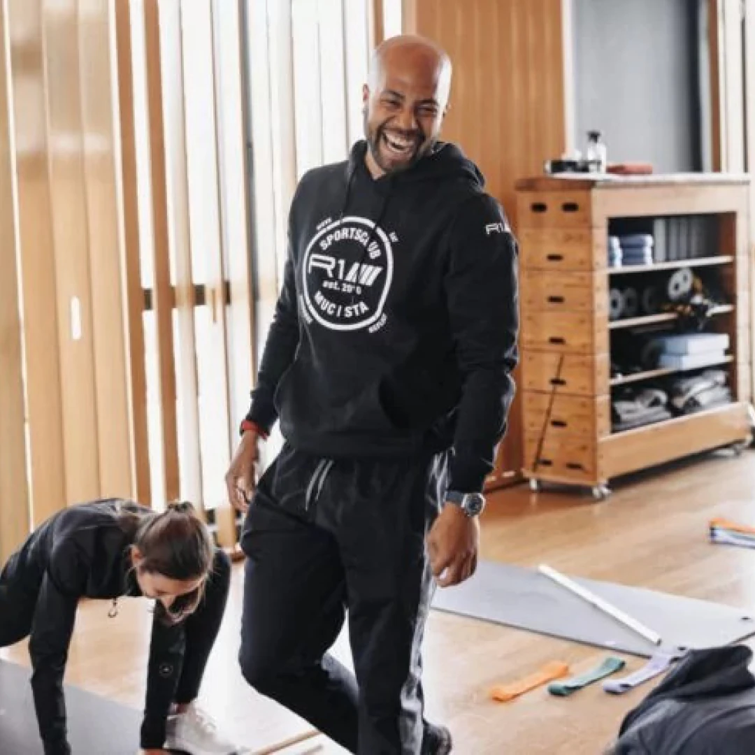 DE_Trainers_R1HealthAndSportsclub_1